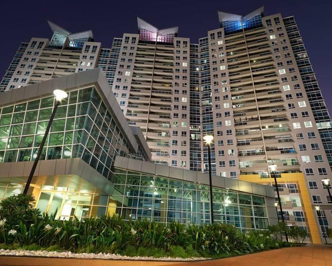 Amanora Park Town Acomodação com café da manhã Pune Exterior foto